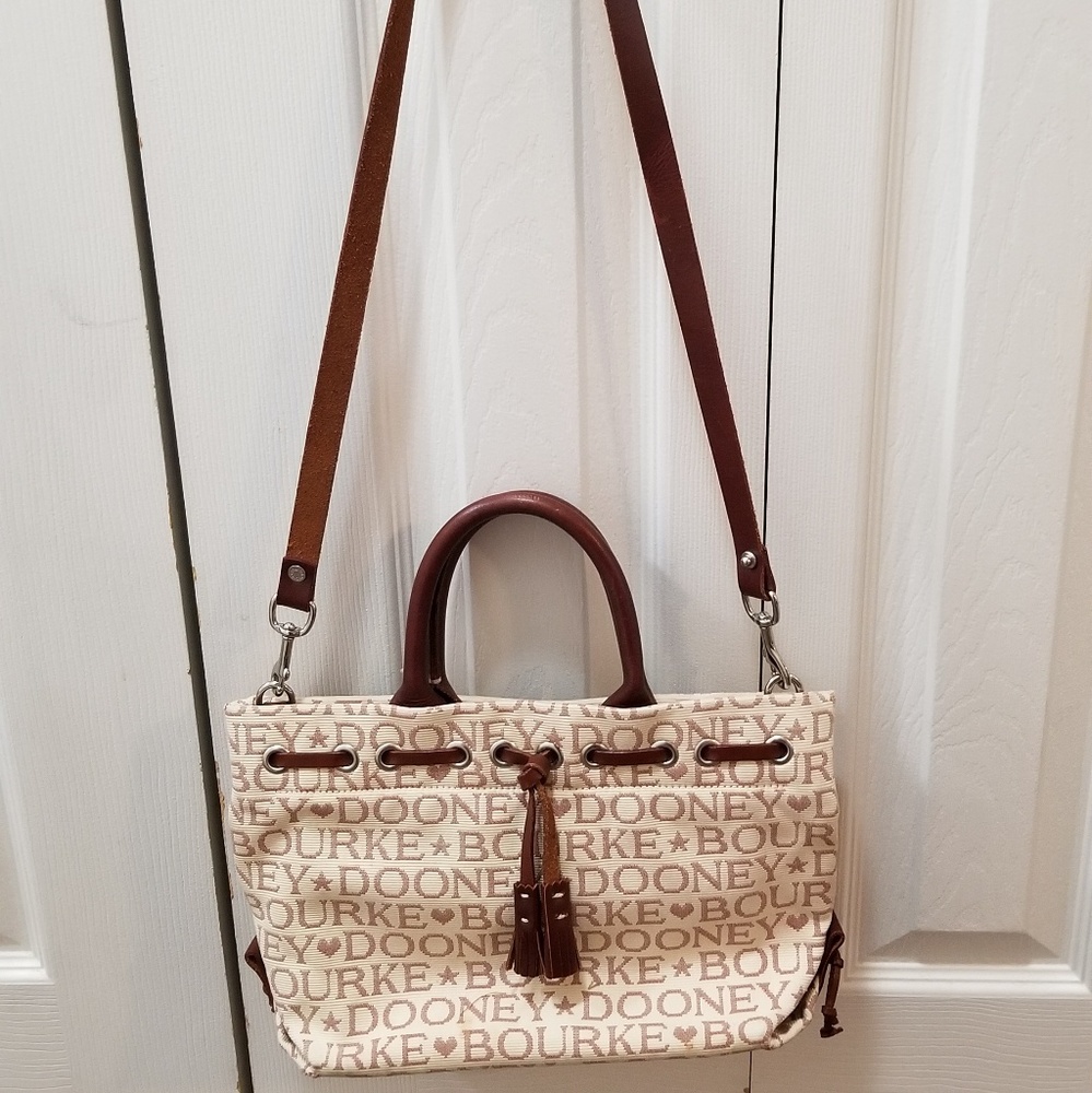 Dooney&Bourke bag